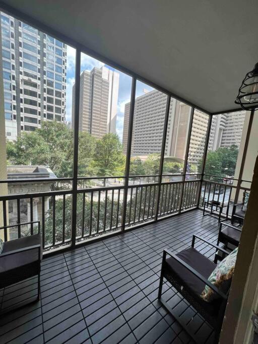 Cozy Haven In The Cloud Apartment Atlanta Exterior photo